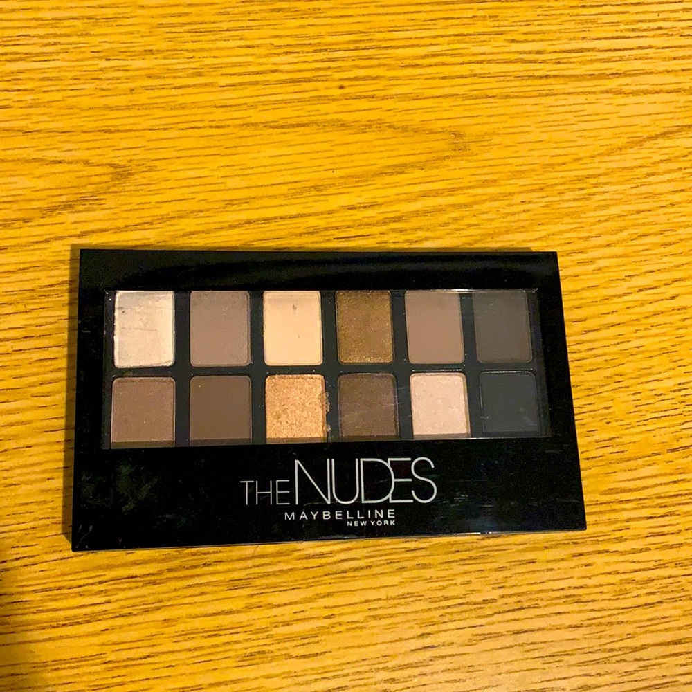 Maybelline THE NUDE eyeshadow pallet